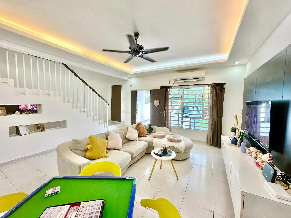 Setia Tropika Serenity: 4Bedroom Landed 12-16Pax 조호르 바루 펜션